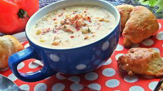 Сырный суп с лососем и рисом