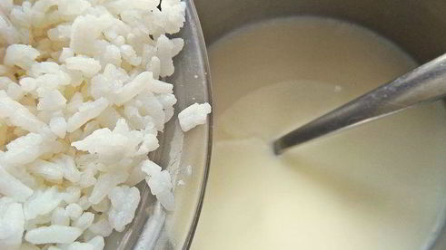 сырный суп с лососем и рисом