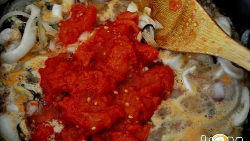 томатный суп с рисом и морепродуктами