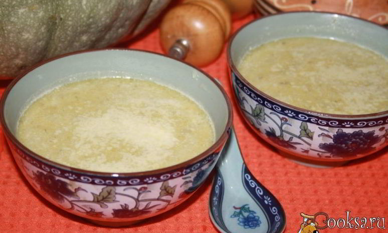 Рецепт тыквенного супа с луком пореем и пармезаном