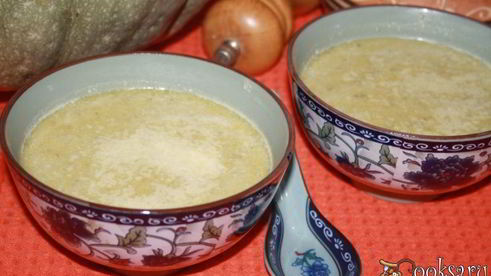 тыквенный суп с луком пореем и пармезаном