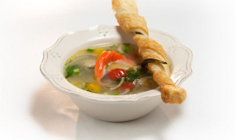 Рецепт ухи иза стерлядей с копченого форелью