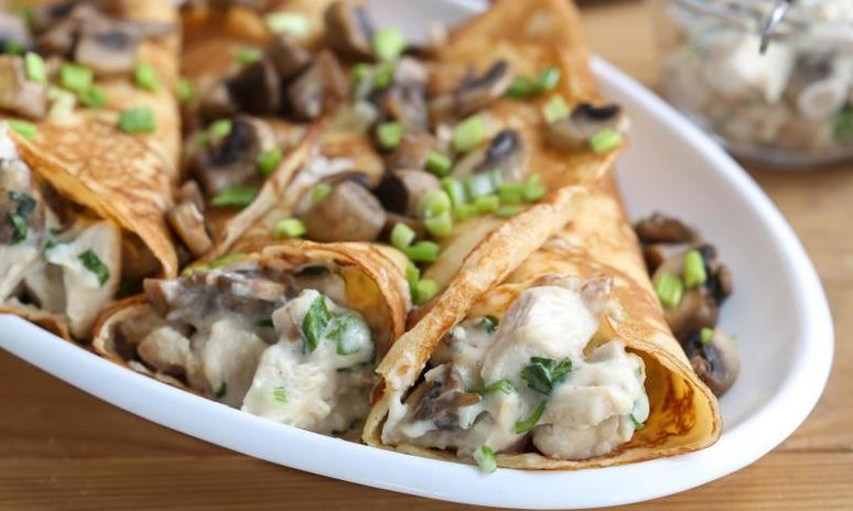 Рецепт блинчиков с грибами и курицей