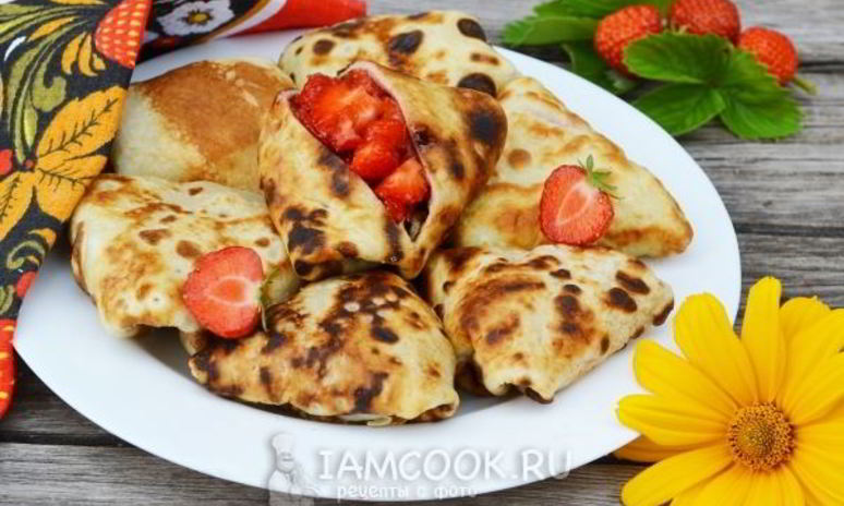 Рецепт блинчиков с клубникой