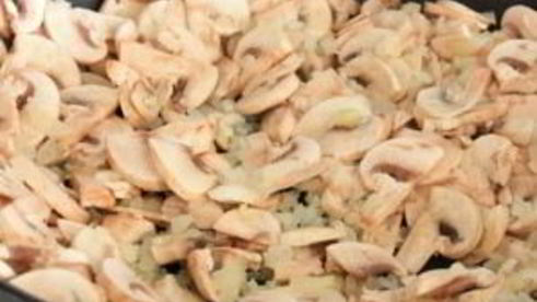 блинчики с мясом и грибами