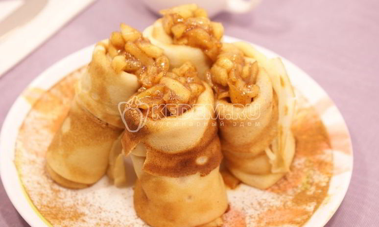 Рецепт блинчиков с яблоками и корицей