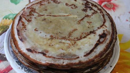 блинчики с яблоком