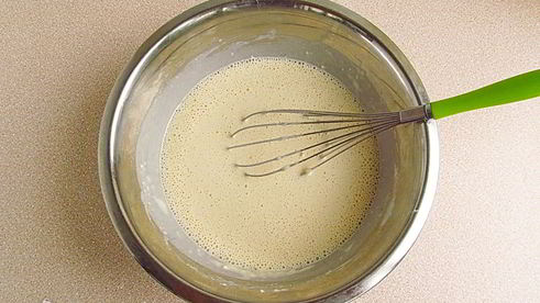 блины на минеральной воде