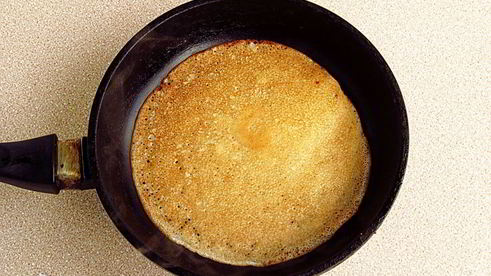 блины на минеральной воде