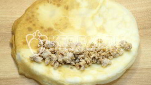 блины с куриным фаршем