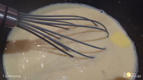 миндальные блины с карамелизированными яблоками