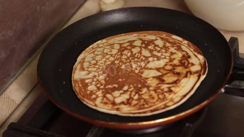 скороспелые блины пухлячки на сметане