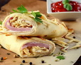 Сытные блины с ветчиной и сыром