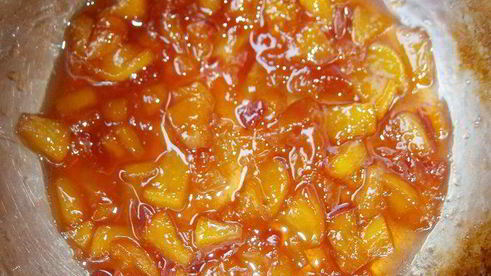 булочки на фруктовом соке с персиковой глазурью