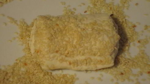 булочки на йогурте с кунжутом