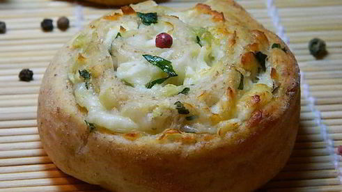 булочки с брынзой ароматные