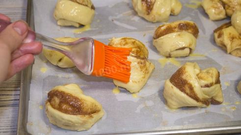 булочки с корицей и сахаром