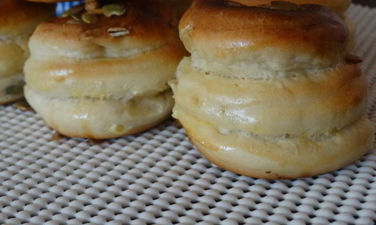 Рецепт дрожжевых булочек слоёных с тыквенными семечками