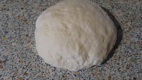 дрожжевые булочки слоёные с тыквенными семечками