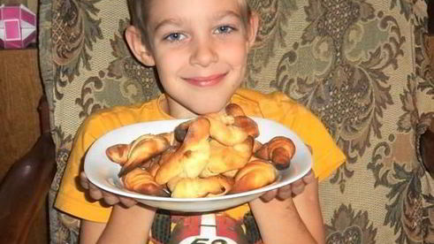 круассаны из слоеного теста