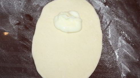 круассаны с кремом патисьер