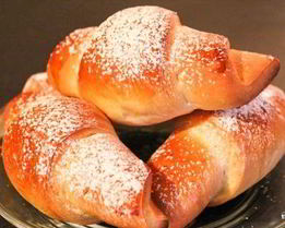 Круассаны с мармеладом