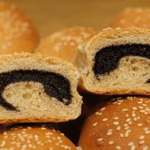 Булочки с маком