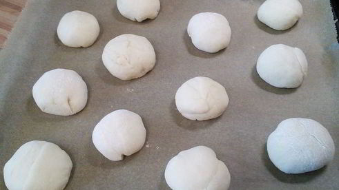 швейцарские молочные булочки