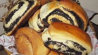 Вкусные булочки из дрожжевого теста с маком