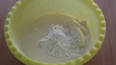 воздушные тыквенные булочки на сгущенке