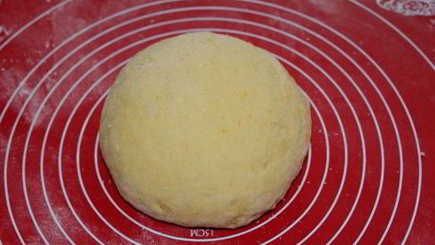 воздушные тыквенные булочки на сгущенке