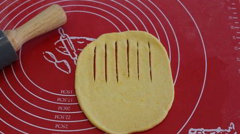 воздушные тыквенные булочки на сгущенке