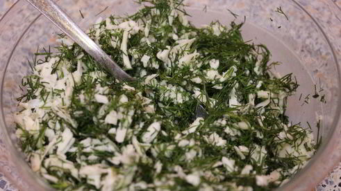 быстрые слойки с брынзой и зеленью