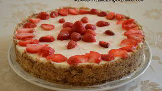 Чизкейк без выпечки с клубникой