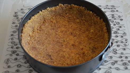 чизкейк без выпечки с клубникой