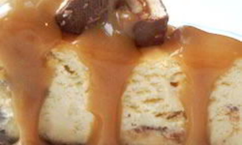 Рецепт чизкейка с карамельными батончиками