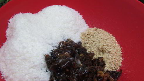 йогуртовый чизкейк на корже из фиников и кешью