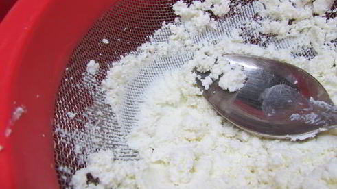 йогуртовый чизкейк на корже из фиников и кешью