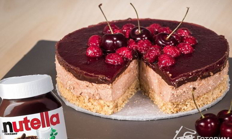 Рецепт праздничного чизкейка с нутеллой