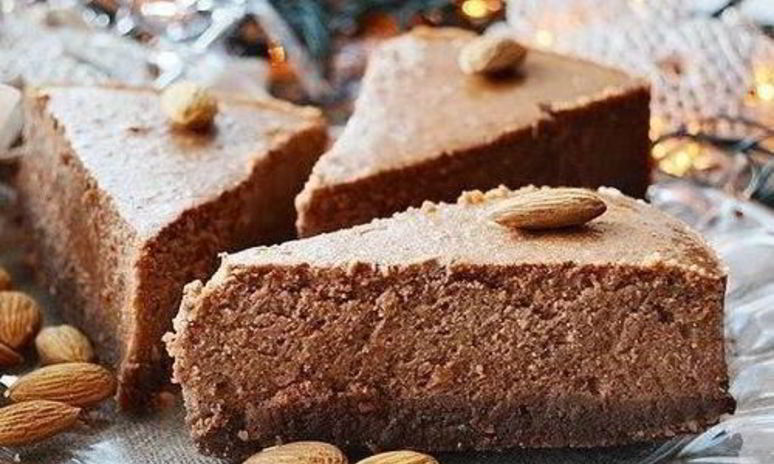 Рецепт шоколадного чизкейка с грецкими орехами и миндалем