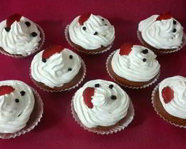 Апельсиновые капкейки с кремом