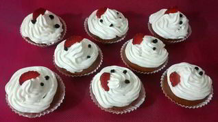 Апельсиновые капкейки с кремом