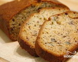 Банановый кекс с орехами