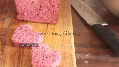 бисквитный кекс с сердечком внутри