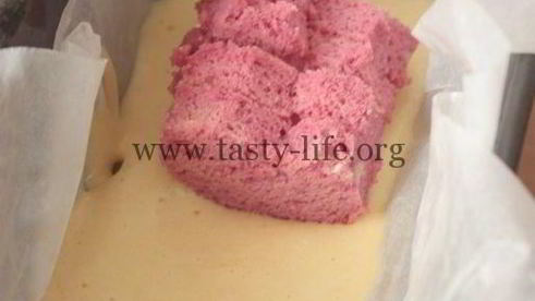 бисквитный кекс с сердечком внутри