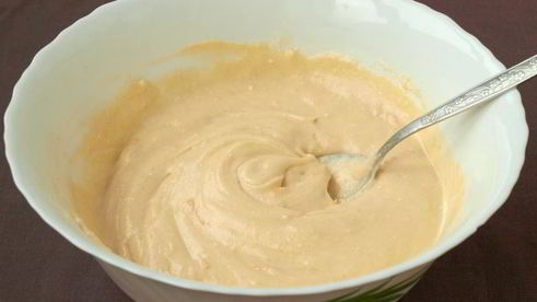 кекс со сливами на сметане