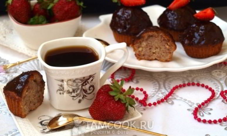 Рецепт шоколадных кексов с клубникой