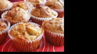 Яблочные кексы