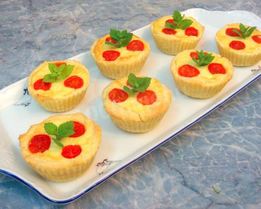 Закусочные кексы со сметанной начинкой