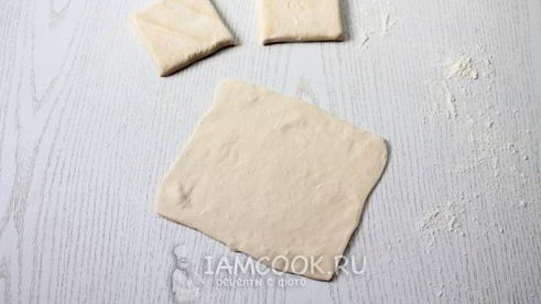 хачапури из слоеного теста